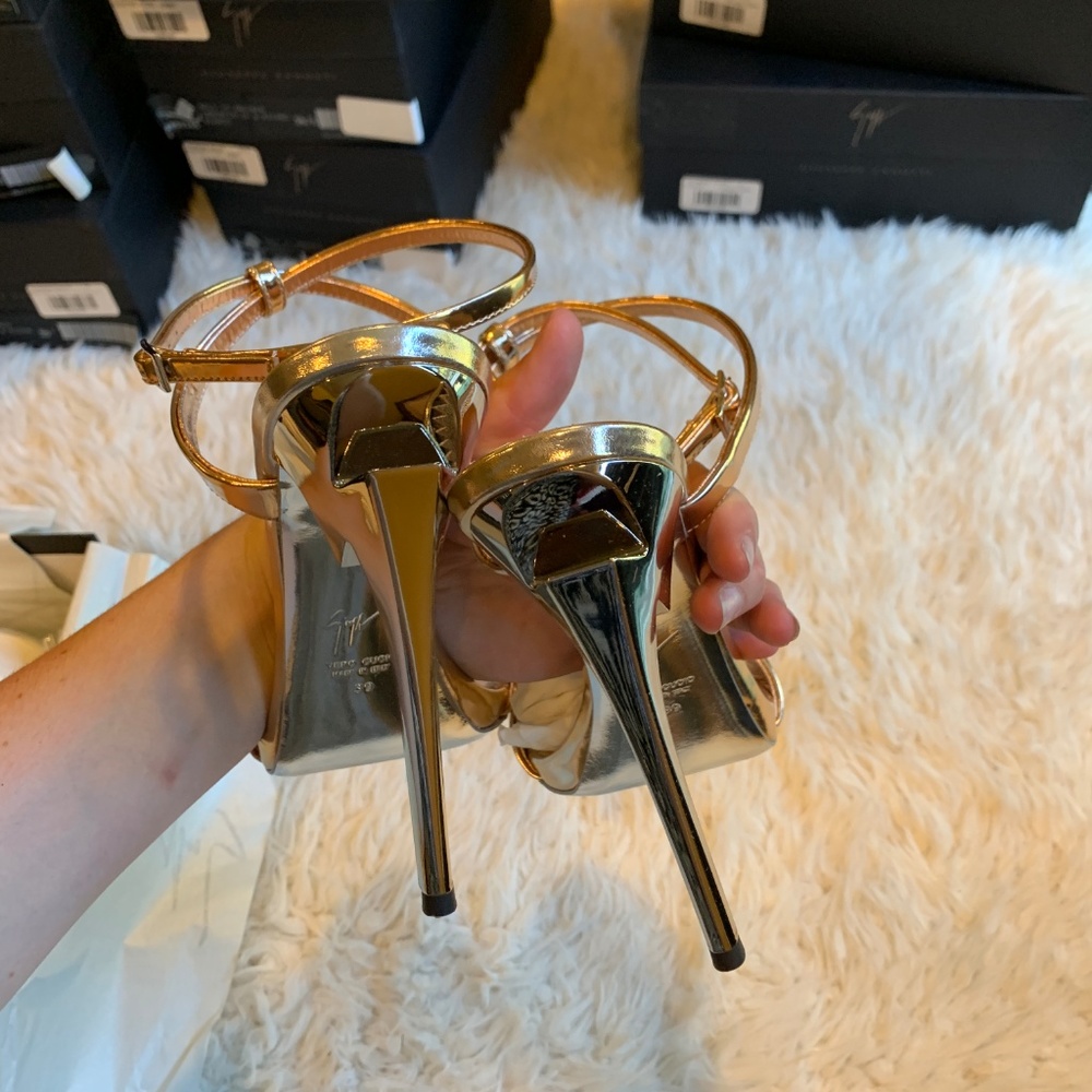 Giuseppe Zanotti Metallic Ankle Strap Sandal Heels - Picture 6 of 7